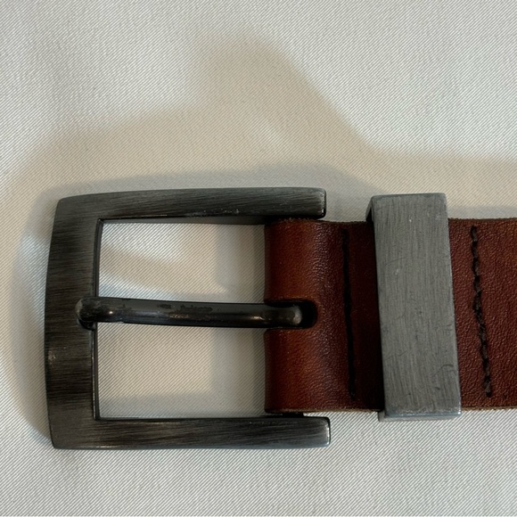 FOSSIL Smooth Leather Lightly Distressed Vintage Pewter Coloured Buckle - Picture 6 of 9